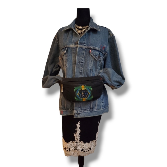 VERSACE Beverly Palm Miami Black Belt Bag with Vibrant Graphic Waist Sling Bag - Picture 9 of 17